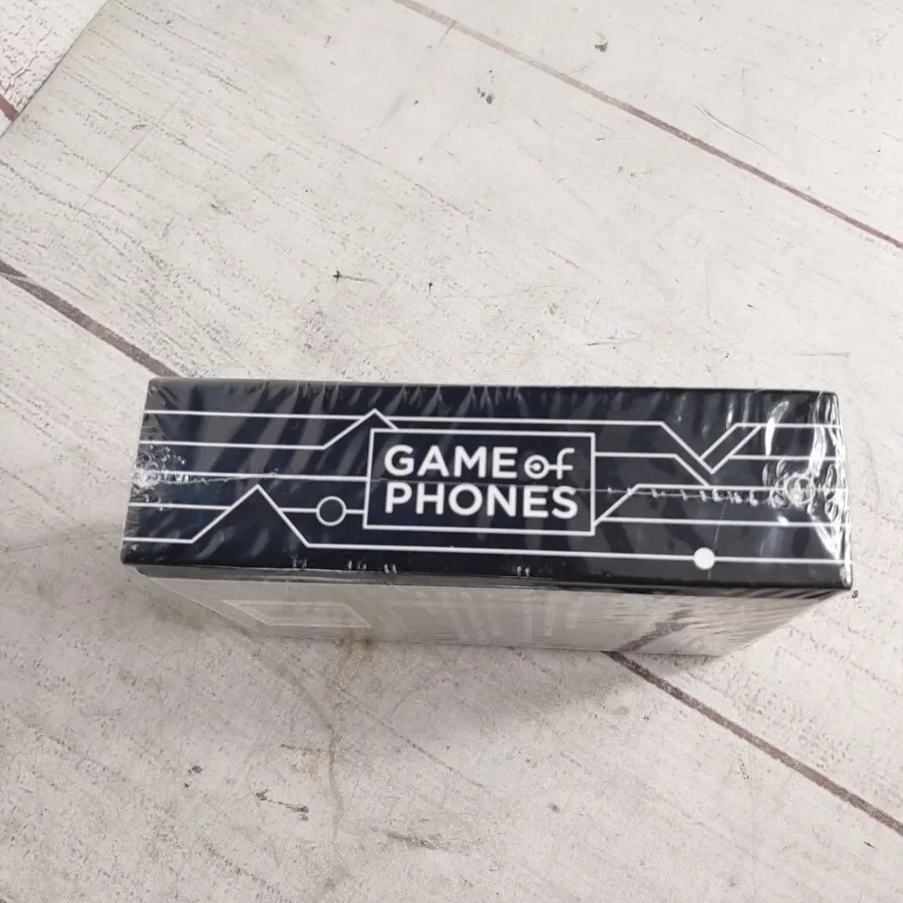NEW SEALED, Game of Phones Board Game Battle of Smartphone Skills Breaking Games